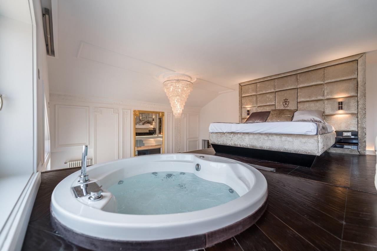 Luxury Suites Down Town Budapest Exterior photo