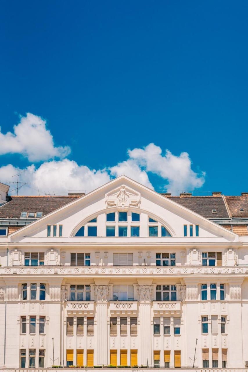 Luxury Suites Down Town Budapest Exterior photo